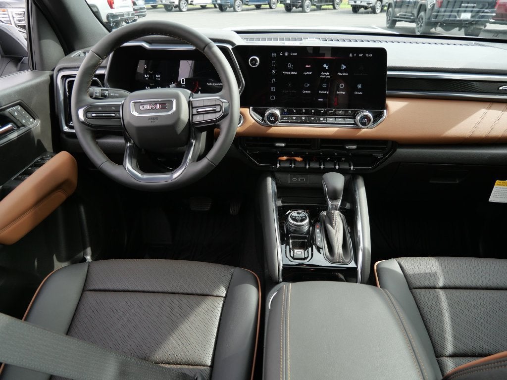 2026 GMC Canyon AT4 - Photo 9