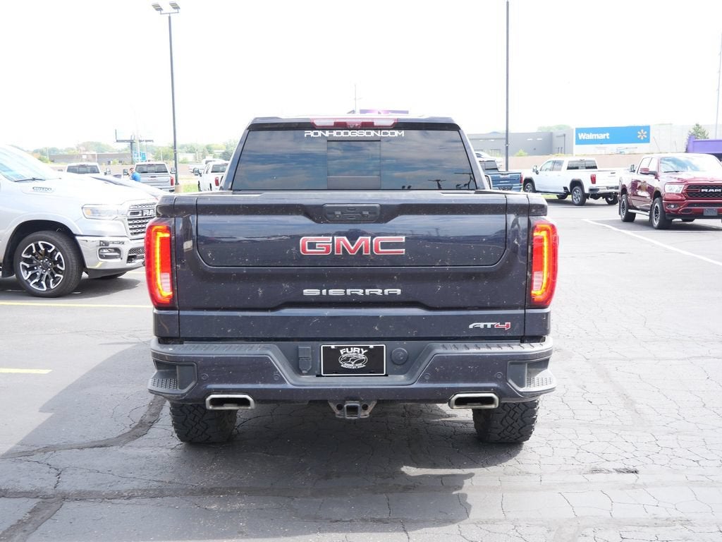 2022 GMC Sierra 1500 AT4