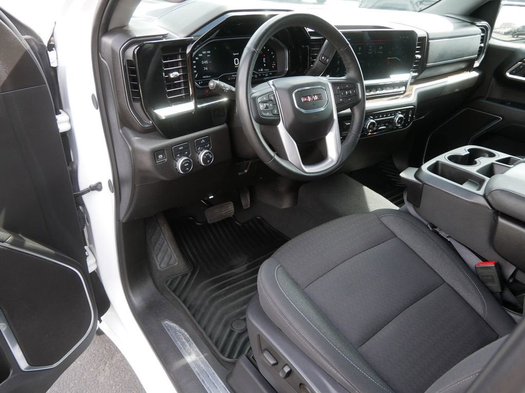 2024 GMC Sierra 1500 SLE