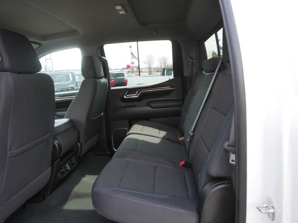 2024 GMC Sierra 1500 SLE