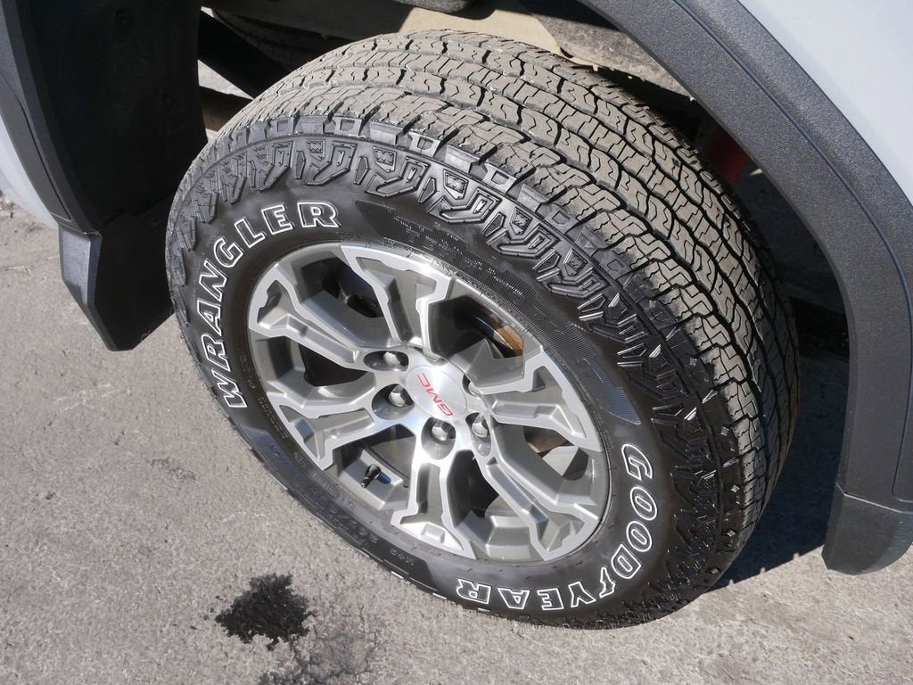 2024 GMC Sierra 1500 SLE