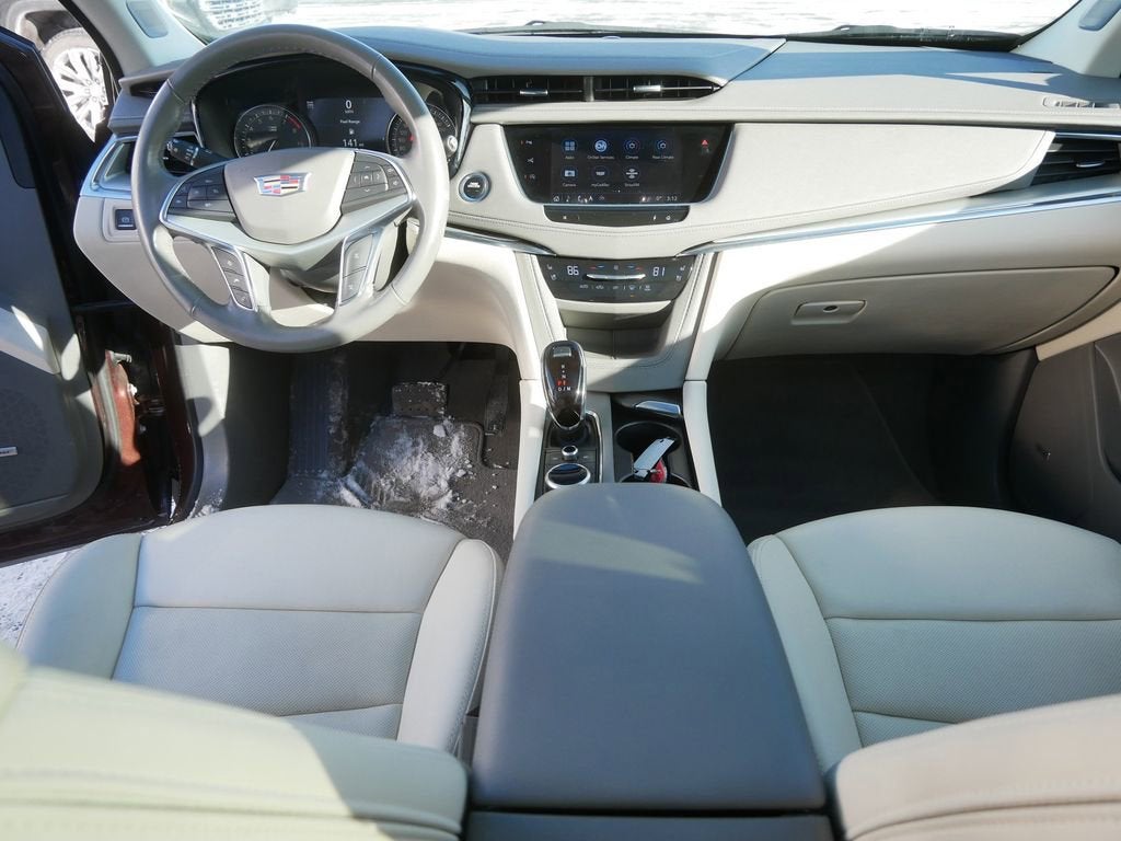 2023 Cadillac XT5 Premium Luxury