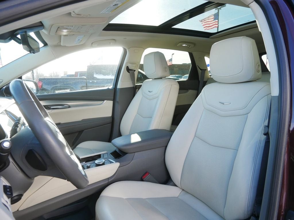 2023 Cadillac XT5 Premium Luxury