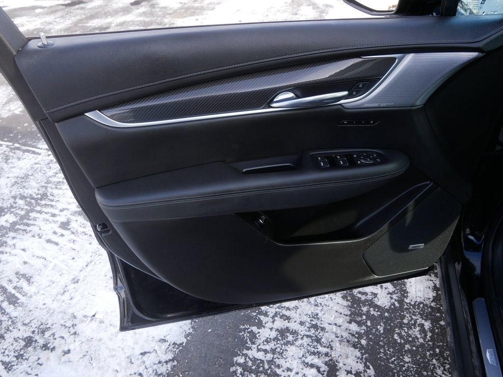 2024 Cadillac XT6 Sport