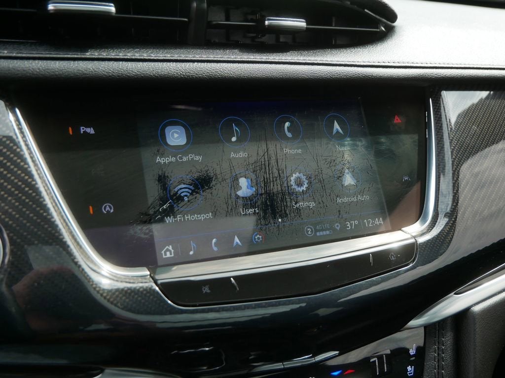 2025 Cadillac XT6 Sport