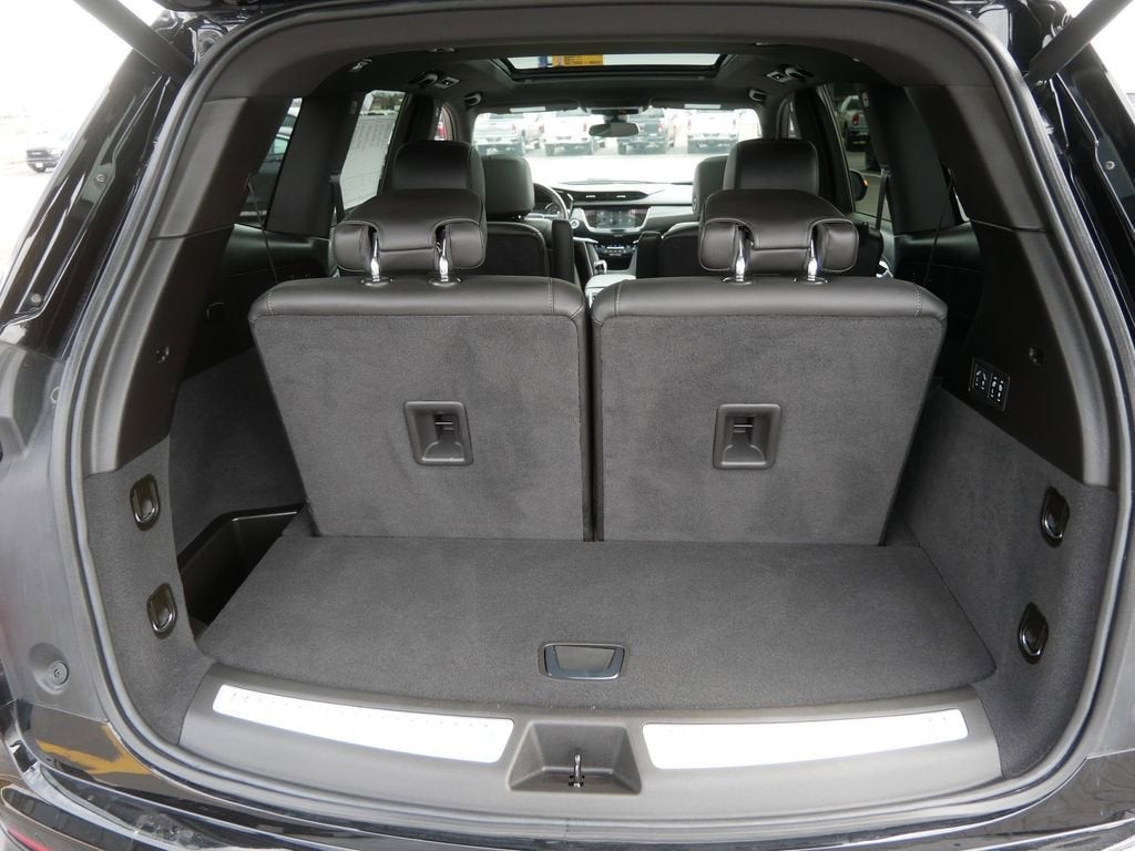 2025 Cadillac XT6 Sport