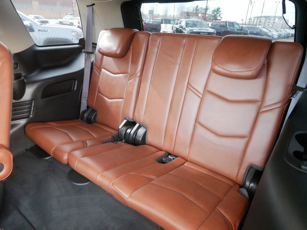 2017 Cadillac Escalade Luxury