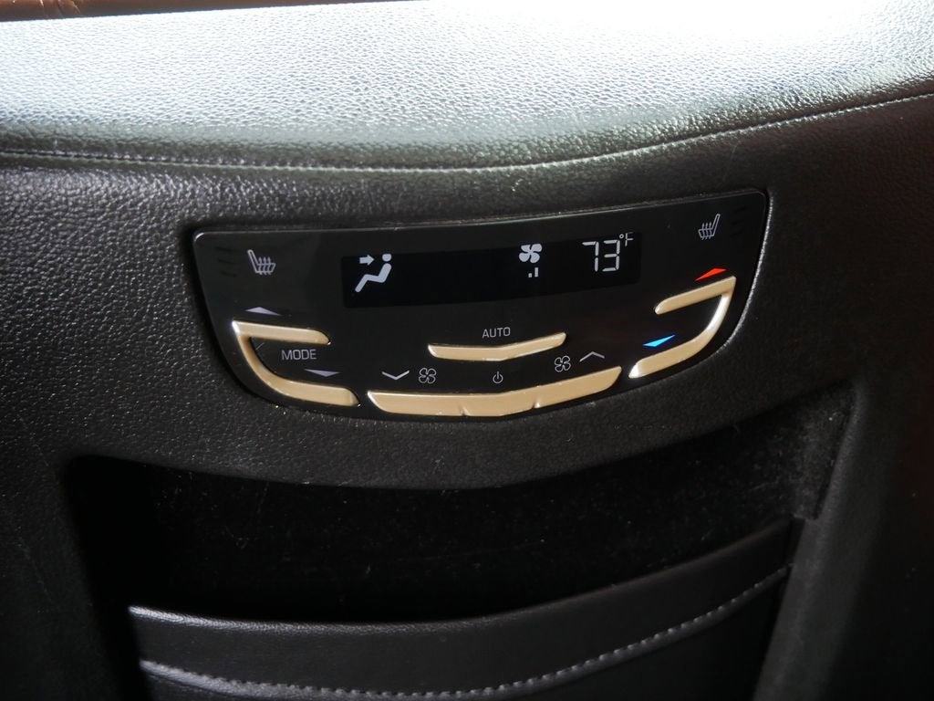 2017 Cadillac Escalade Luxury