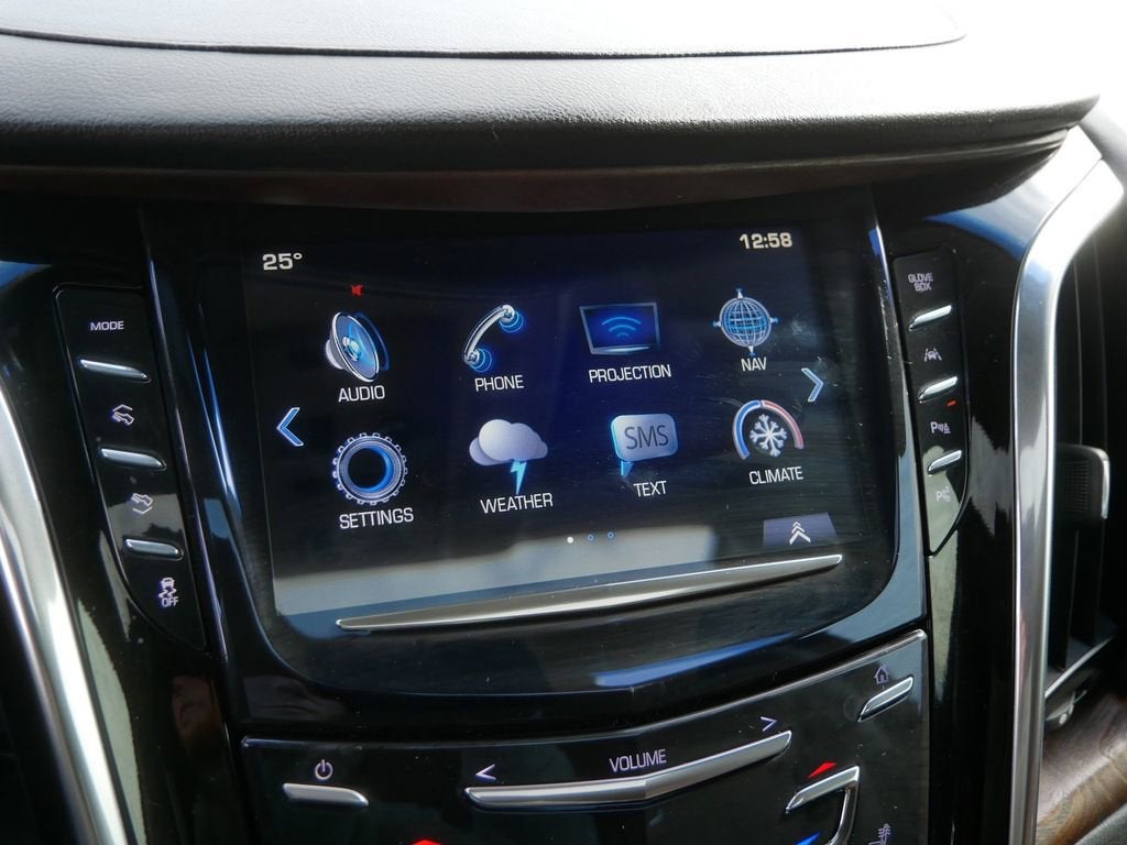 2017 Cadillac Escalade Luxury