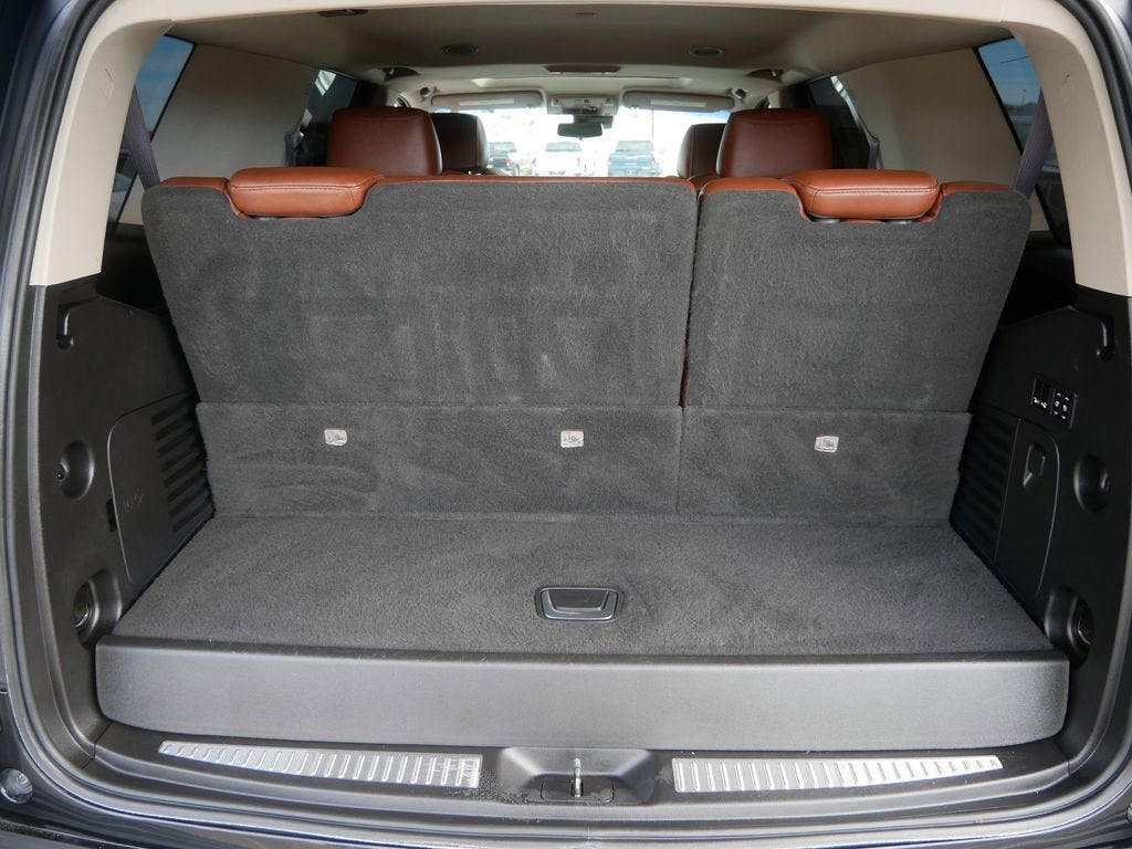 2017 Cadillac Escalade Luxury