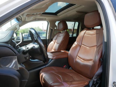 2016 Cadillac Escalade ESV Luxury Collection