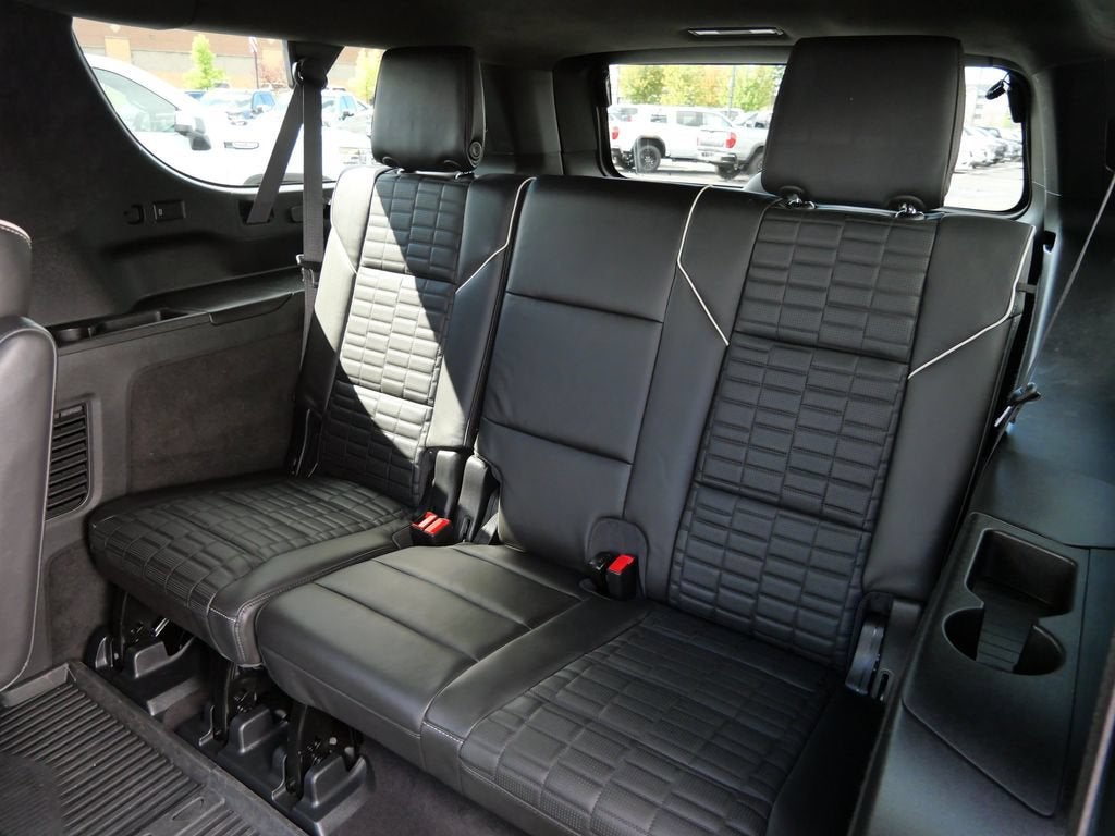 2023 Cadillac Escalade ESV 4WD Premium Luxury Platinum