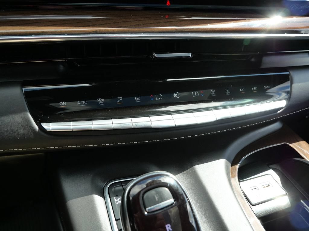 2023 Cadillac Escalade ESV 4WD Premium Luxury Platinum
