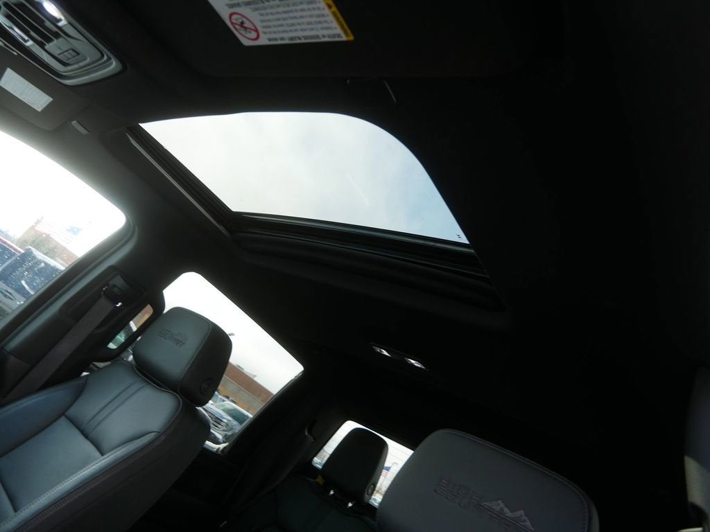 2023 Chevrolet Silverado 3500 HD High Country