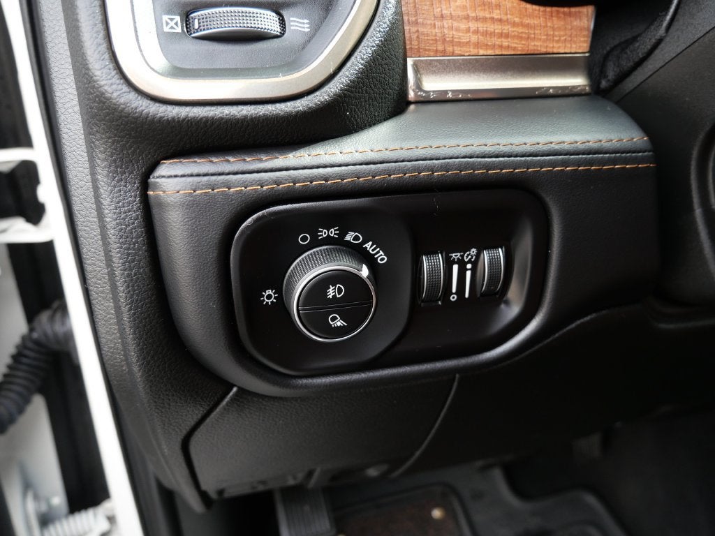 2022 RAM 2500 Limited Longhorn Crew Cab 4x4 6'4" Box
