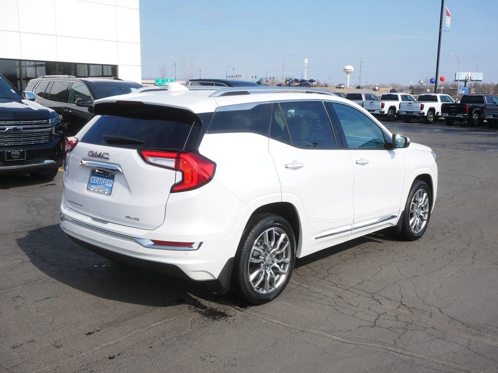 2023 GMC Terrain Denali
