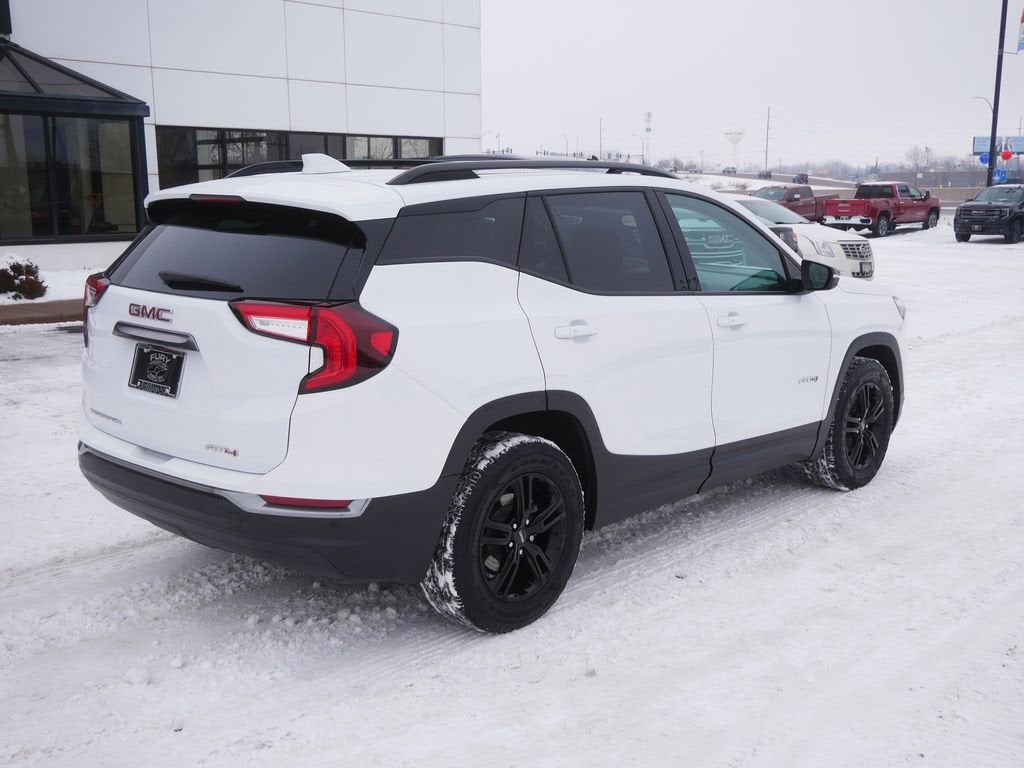 2023 GMC Terrain AT4