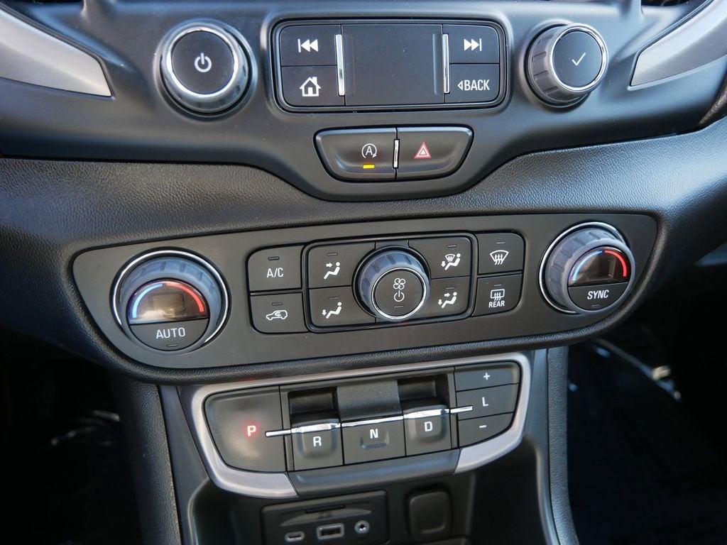 2023 GMC Terrain AT4