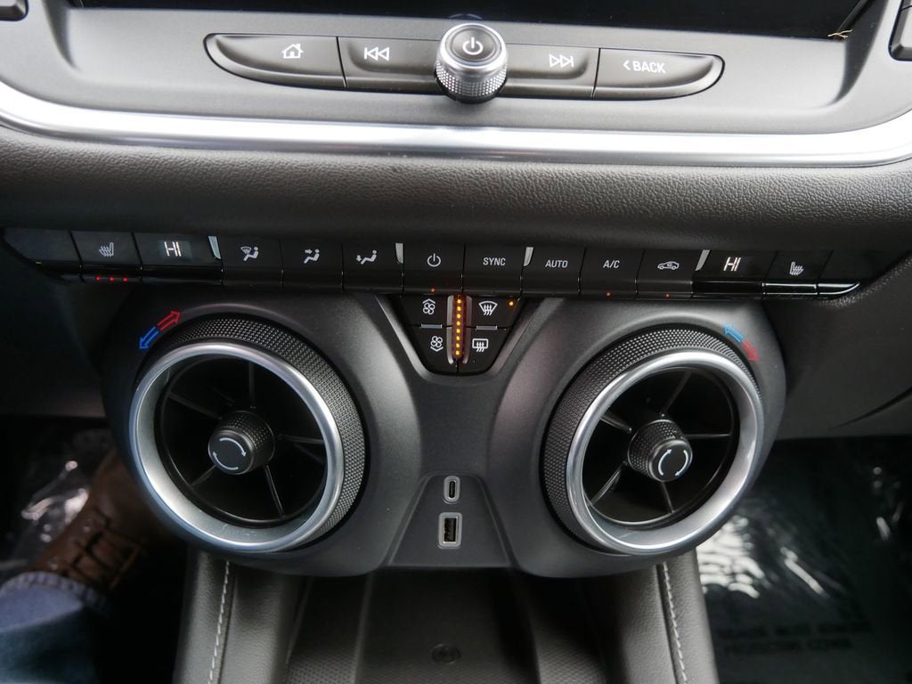 2023 Chevrolet Blazer 2LT