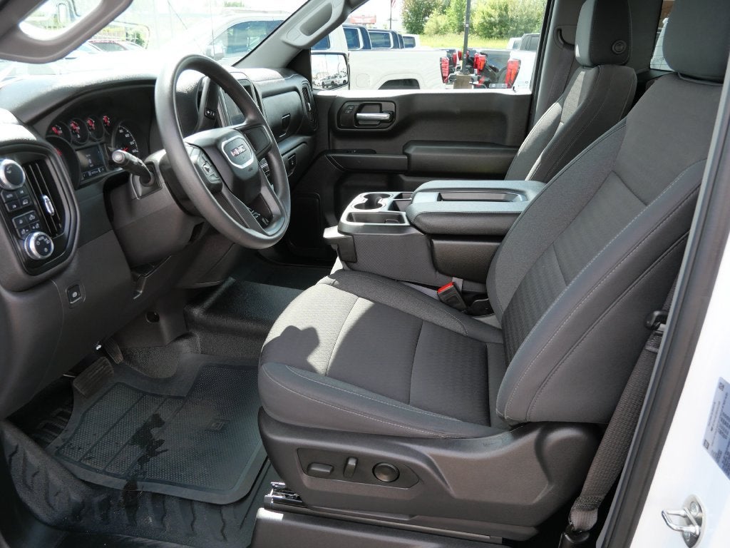 2024 GMC Sierra 1500 Pro