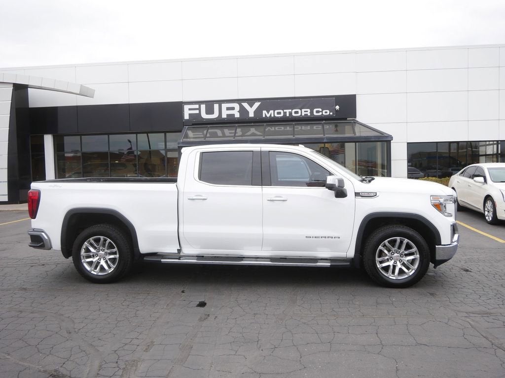 2020 GMC Sierra 4WD Crew Cab Short Box SLT's photo