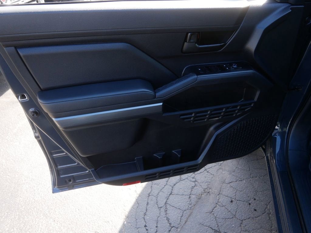 2024 Toyota Tacoma 2WD SR5