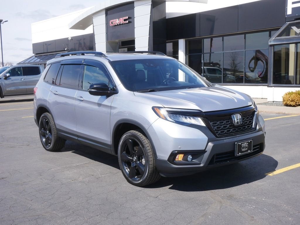 Used 2021 Honda Passport Elite with VIN 5FNYF8H06MB007305 for sale in Forest Lake, Minnesota