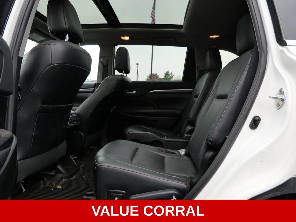 2019 Toyota Highlander Limited Platinum