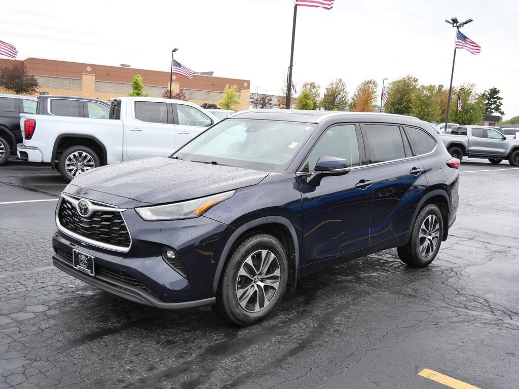 2022 Toyota Highlander XLE