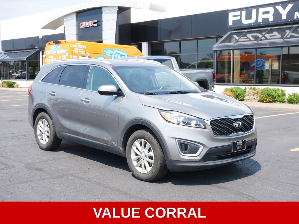 Used 2017 Kia Sorento LX with VIN 5XYPGDA33HG330795 for sale in Forest Lake, Minnesota