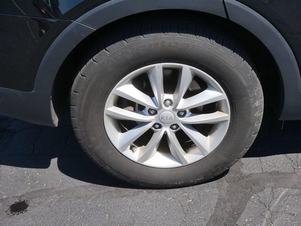 2017 Kia Sorento 2.4L LX