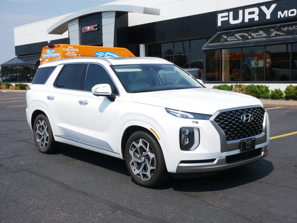 Used 2022 Hyundai Palisade Calligraphy with VIN KM8R7DHE9NU438313 for sale in Forest Lake, Minnesota