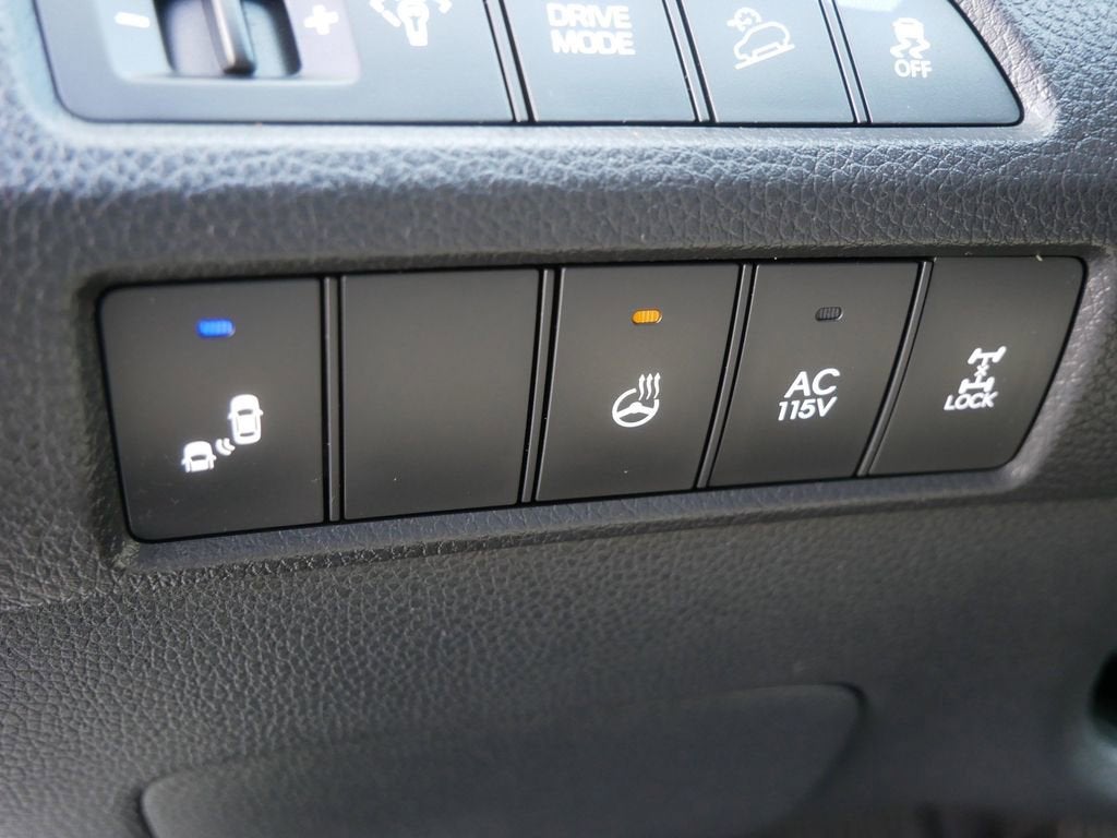 2017 Hyundai Santa Fe SE Ultimate