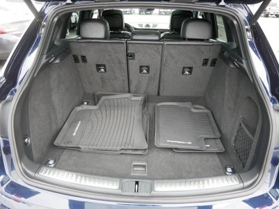 2021 Porsche Macan Base