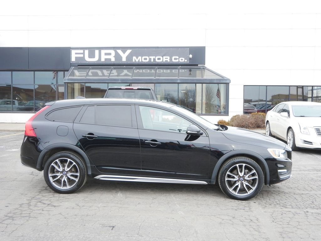 2015 Volvo V60 Cross Country T5
