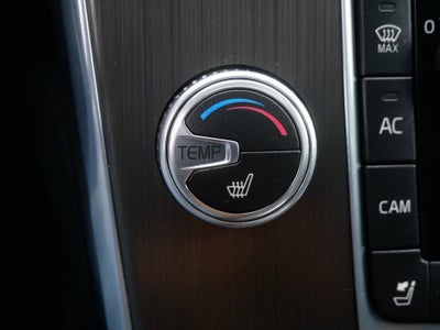 2015 Volvo V60 Cross Country T5