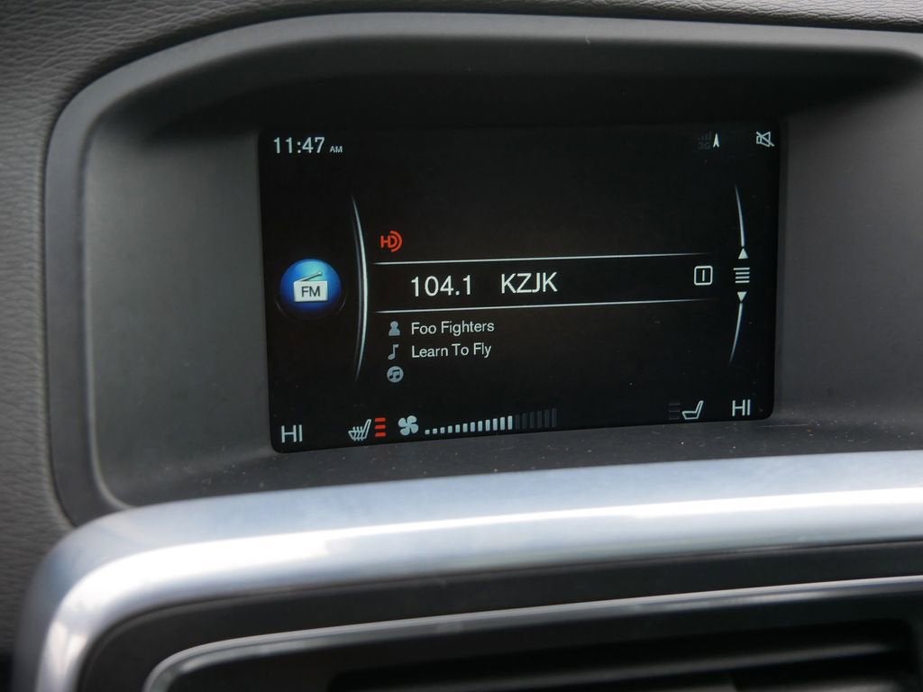 2015 Volvo V60 Cross Country T5