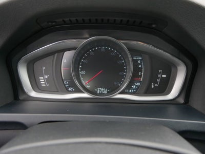 2015 Volvo V60 Cross Country T5