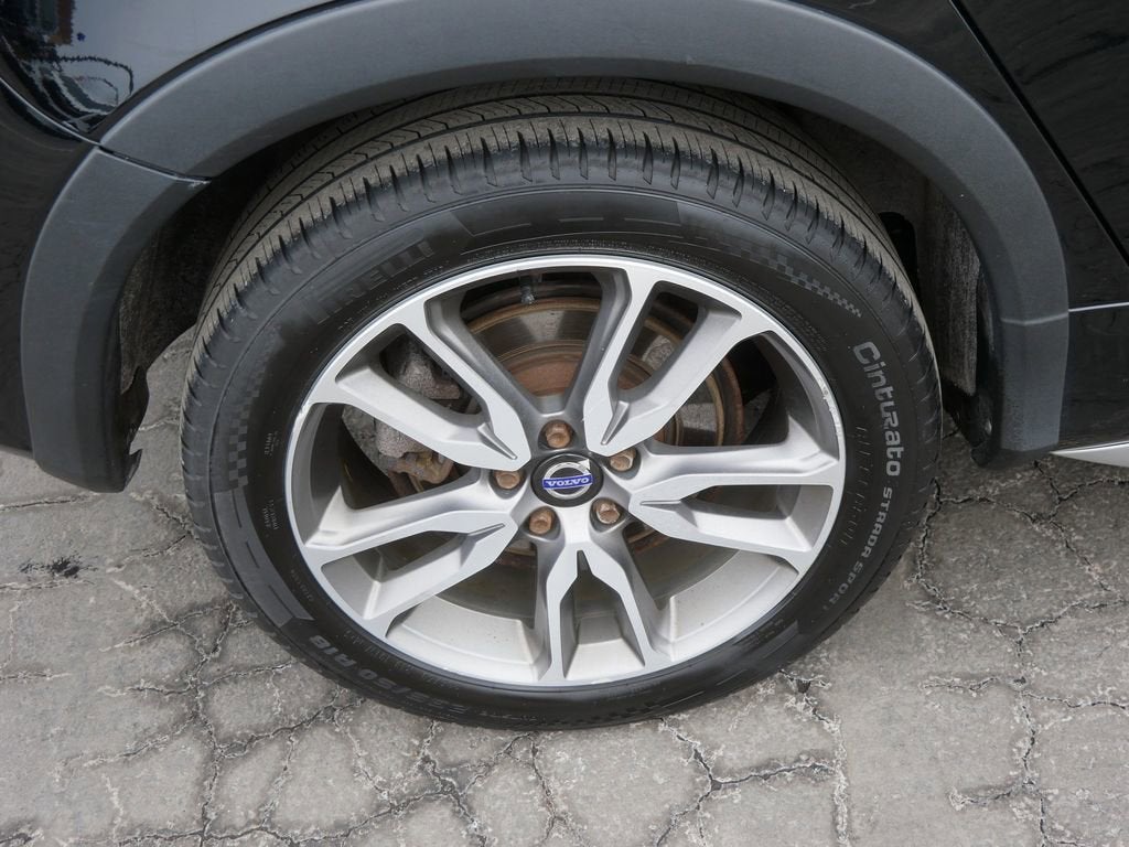 2015 Volvo V60 Cross Country T5