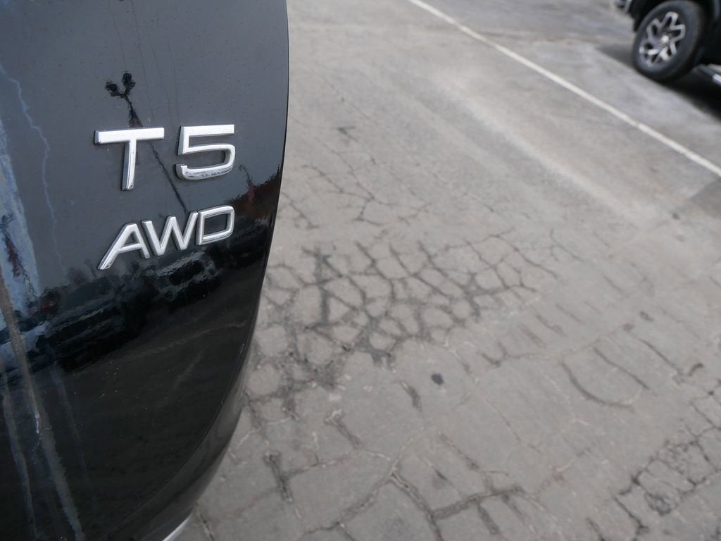 2015 Volvo V60 Cross Country T5