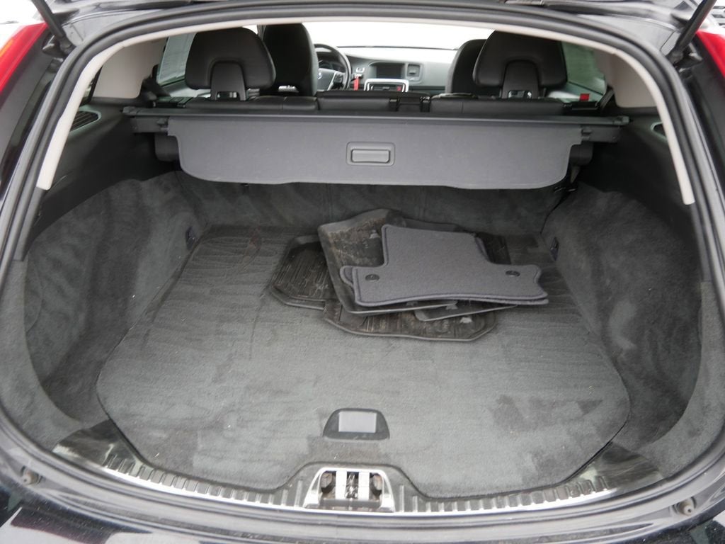 2015 Volvo V60 Cross Country T5